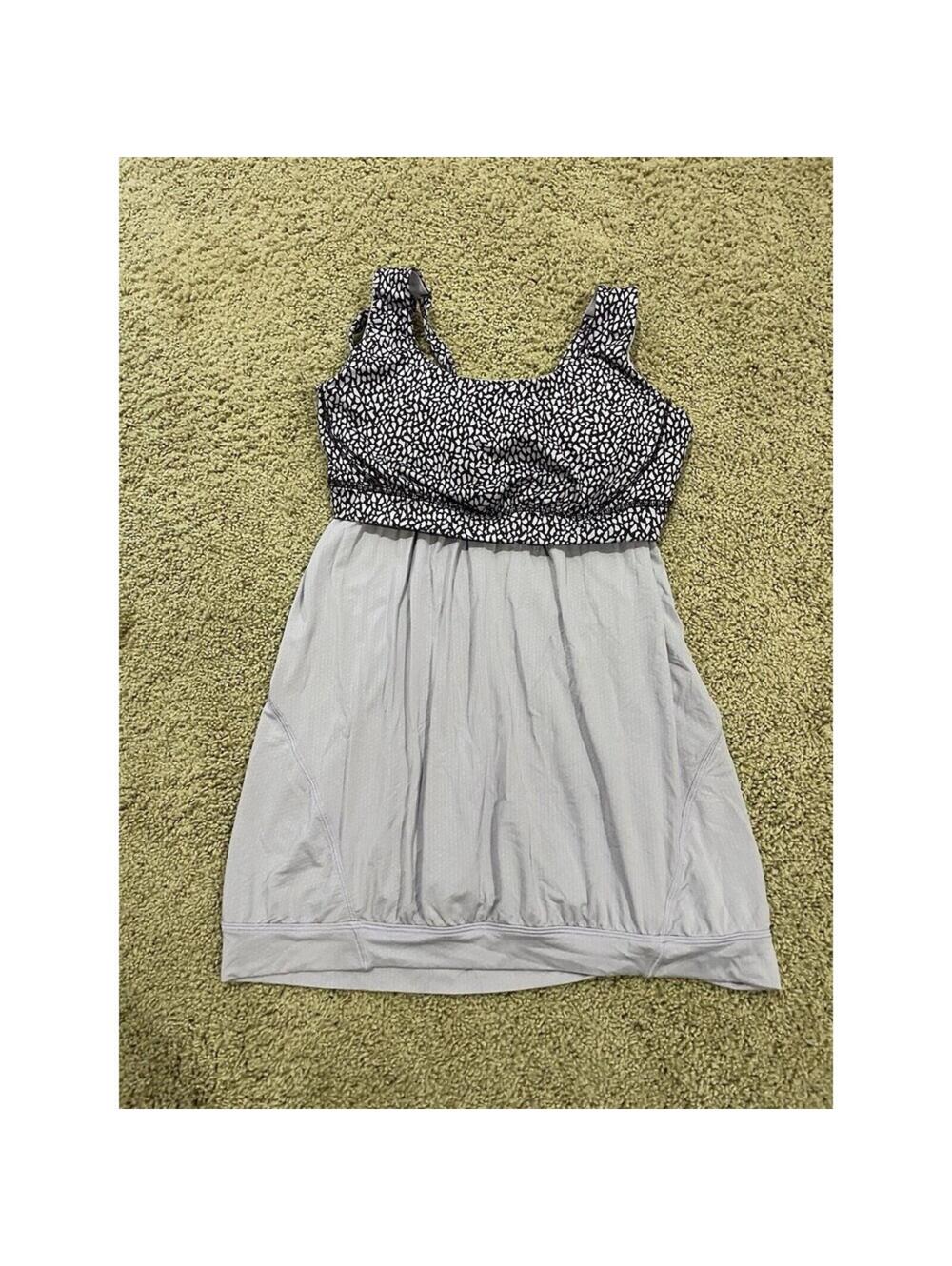 Women’s Lululemon Purple Athletic Top Size 6 Built In Bra And Tank Top Combo